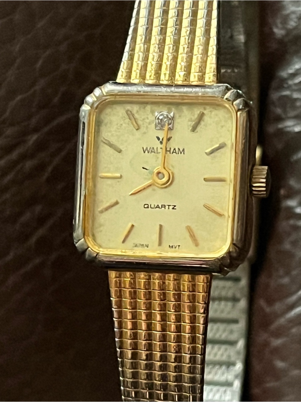 Vintage Waltham Diamond Quartz Gold Dress Watch Mesh Band